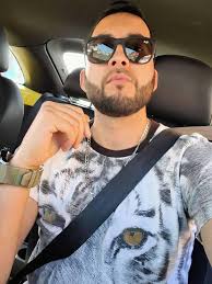 <em>Carlos M. - Comprador de Instagram</em>